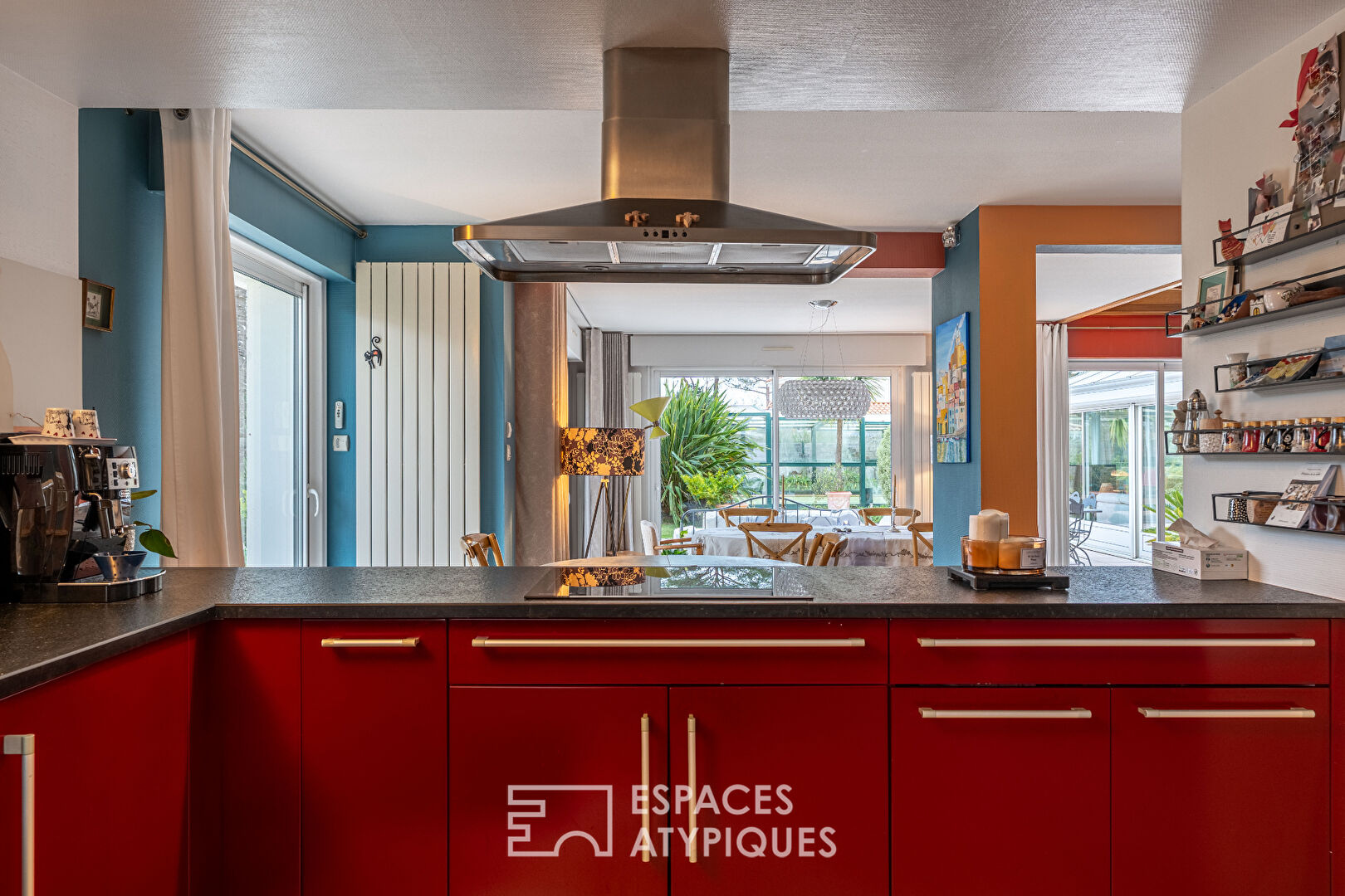 Propriété d’exception avec maison d’invités, piscine et jardin paysager