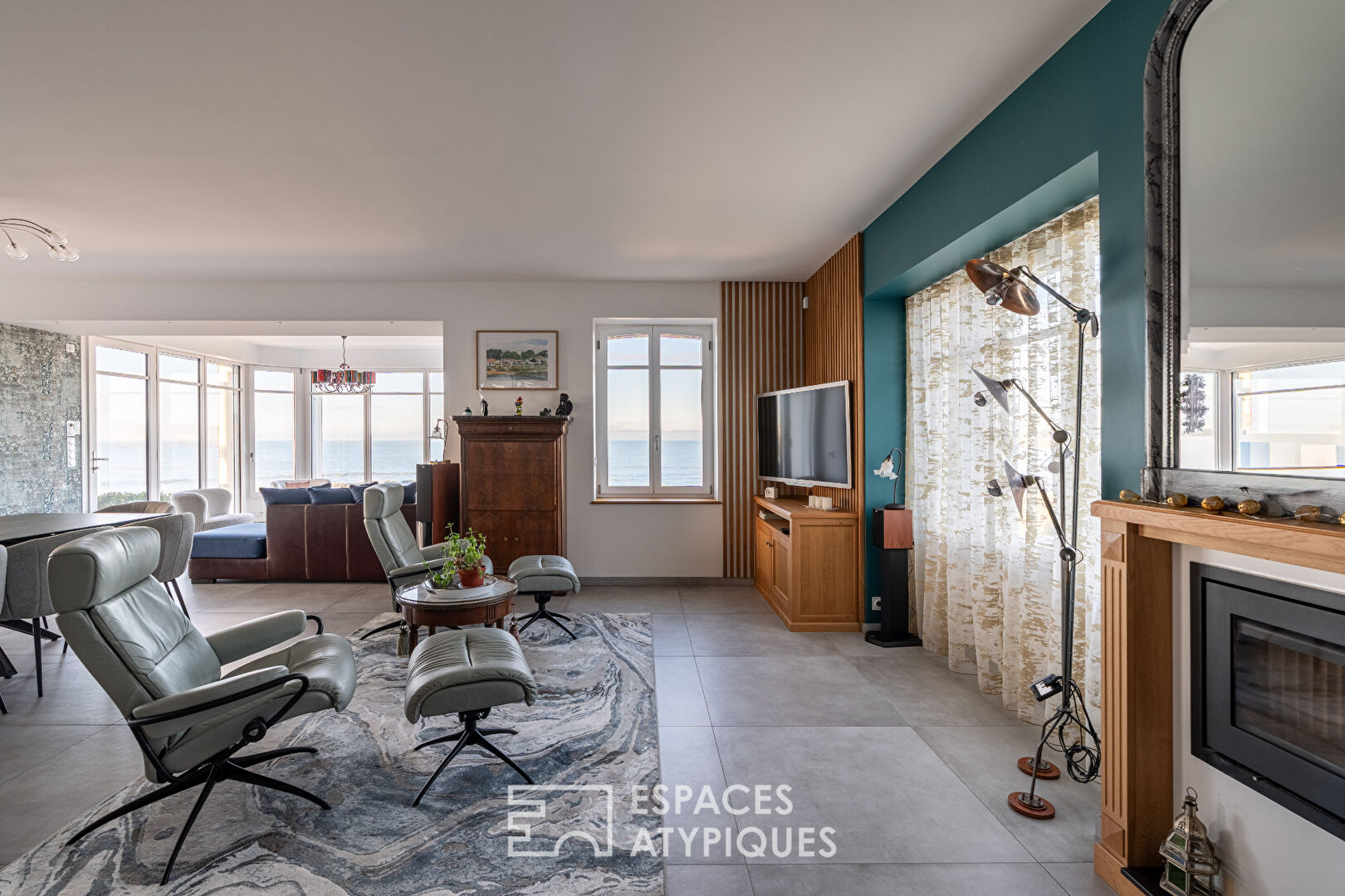 Villa historique d&rsquo;exception surplombant l&rsquo;océan