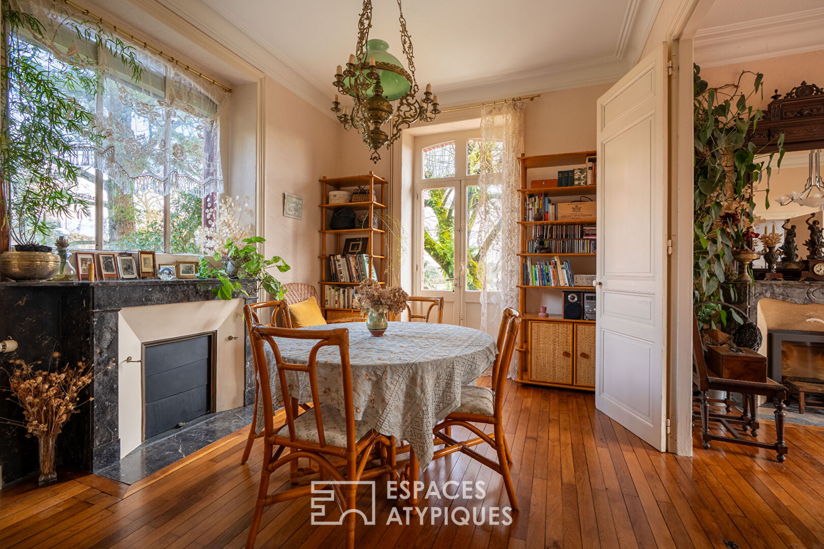 Clisson, Maison de maître du XIXe et panorama médiéval
