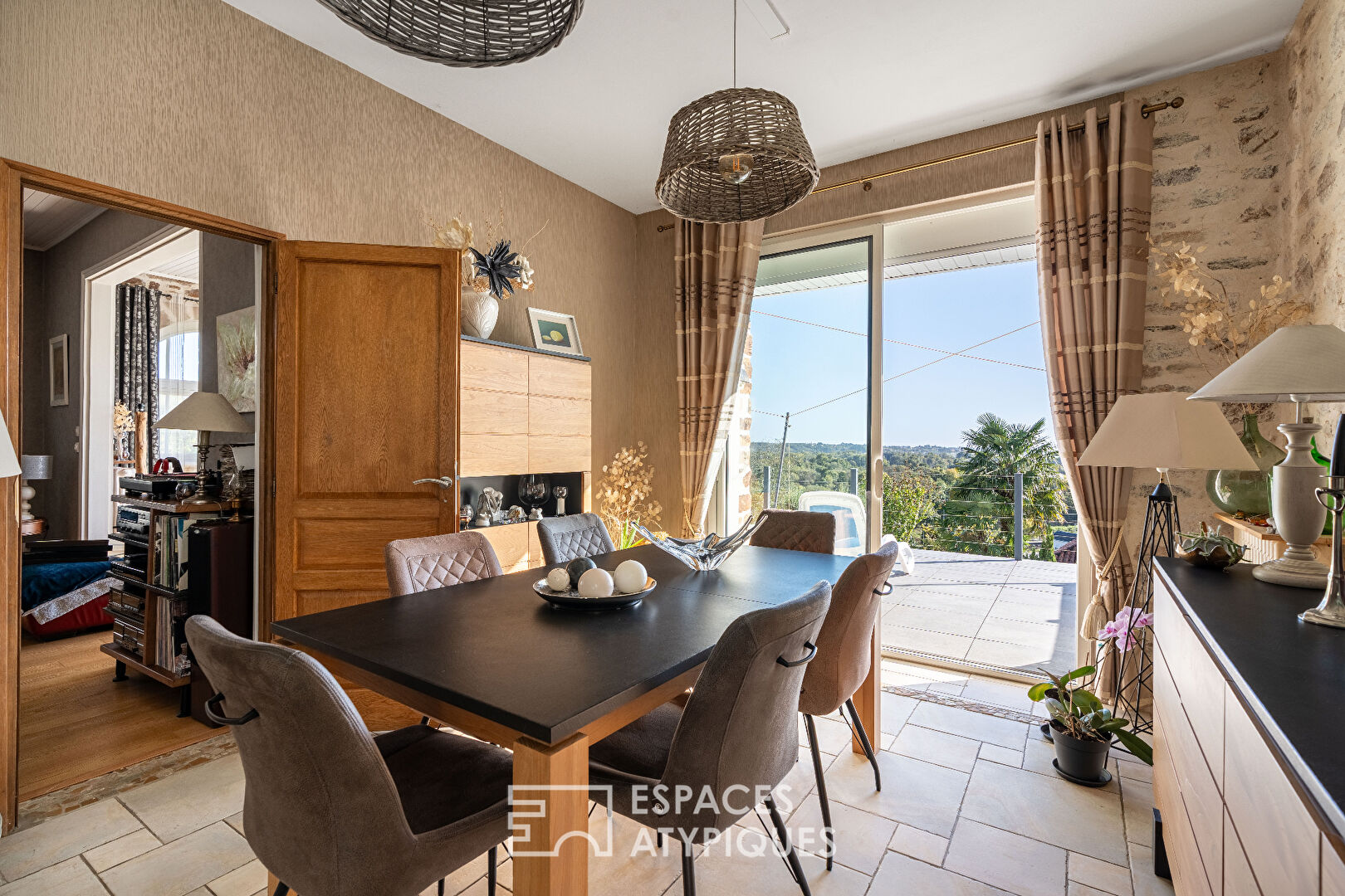 Maison de charme 1930 centre ville Le Cellier