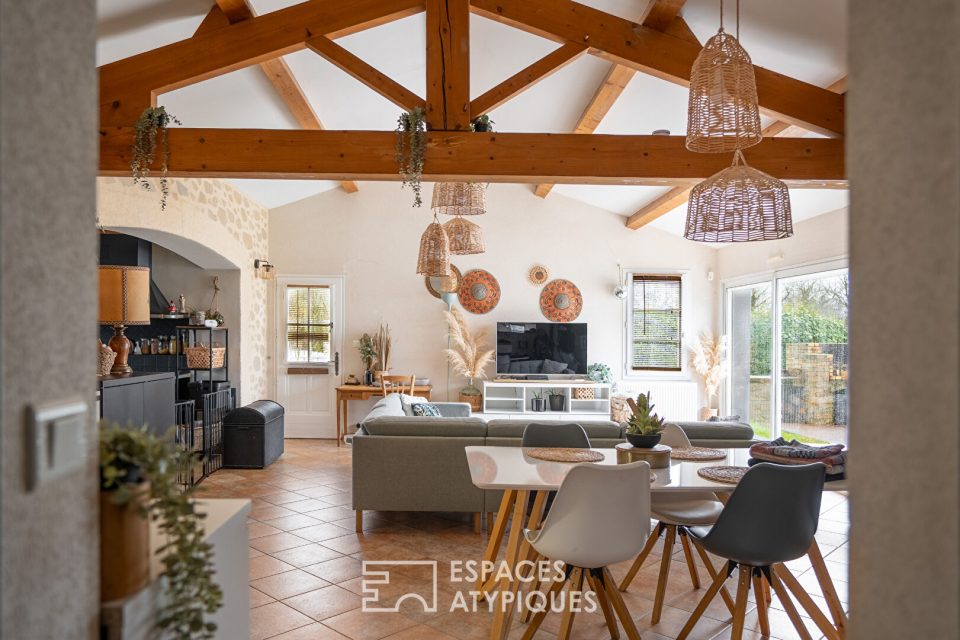 Maison de plain-pied de caractère avec piscine