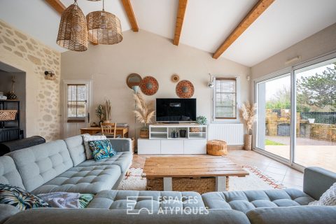 Maison de plain-pied de caractère avec piscine