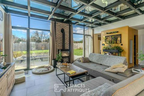 Maison d&rsquo;architecte entre lumière et design avec piscine