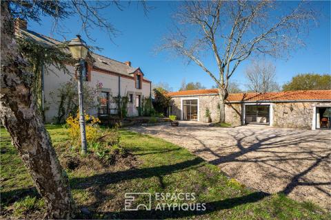 Elégante propriété de caractère et sa maison d’invités