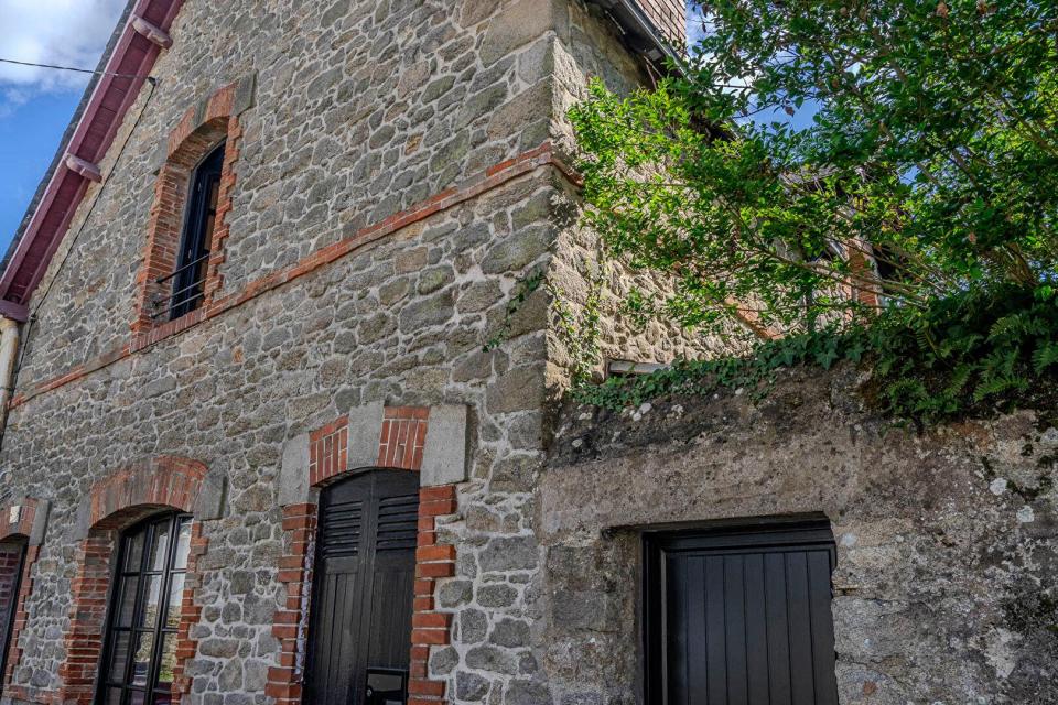 Maison familiale de caractère rénovée dans un esprit loft à Guérande