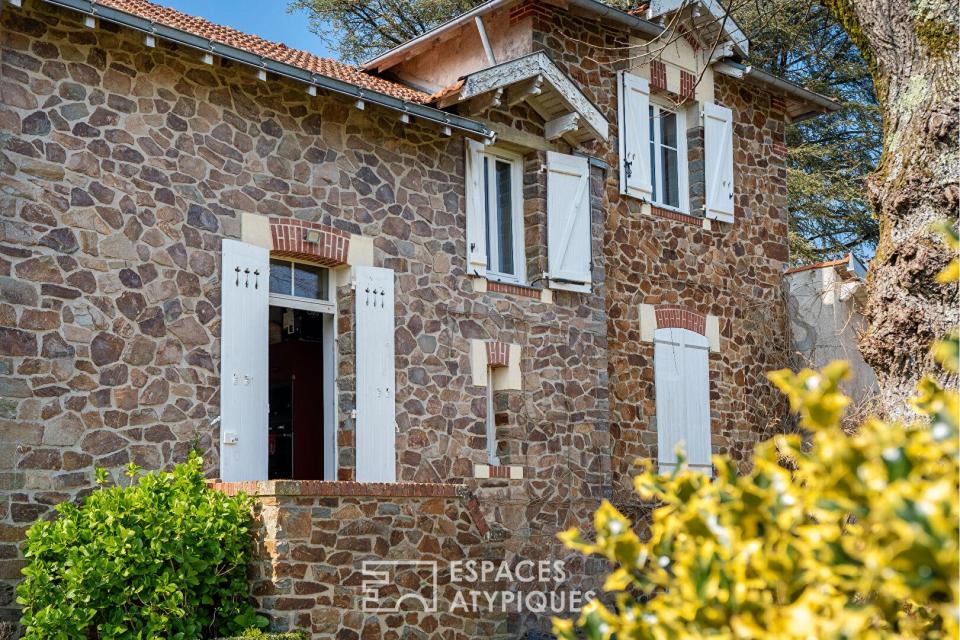 Villa 1900 centre ville Le Cellier  (44) - 126 m2 avec jardin de 900 m2