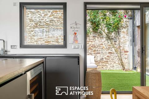 Maison de ville contemporaine de caractère et son patio