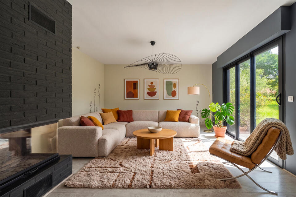 Maison d'architecte et sa piscine à St Lyphard