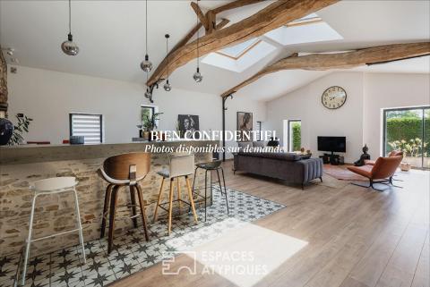 Elégante propriété de caractère avec piscine et ses annexes