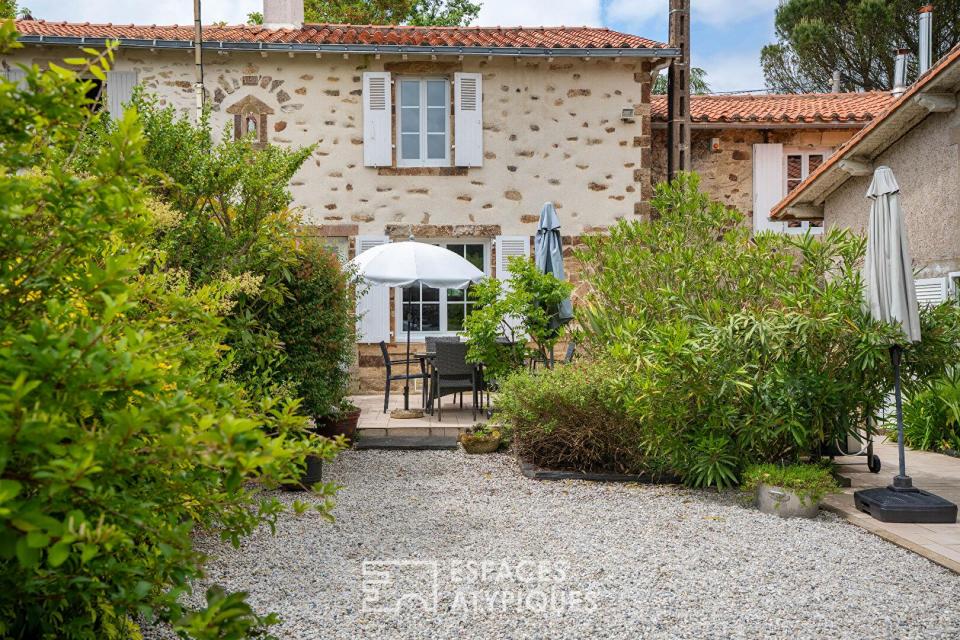 Ensemble immobilier de caractère dans un cadre champêtre