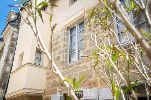 Demeure du XVIème siècle / Façade à tourelle et rénovation contemporaine au coeur du Croisic