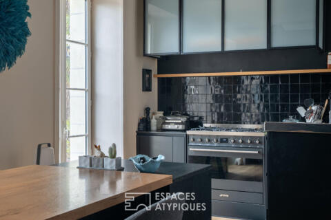 Maison de ville du XIXe siècle : Rénovation contemporaine et bureau indépendant