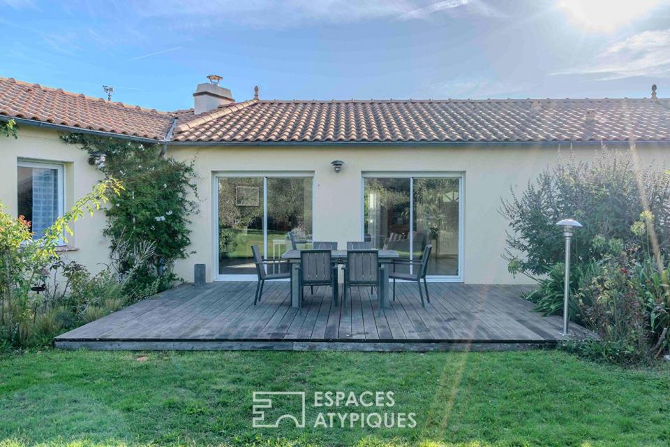 Élégante villa moderne de plain-pied à quelques pas des plages
