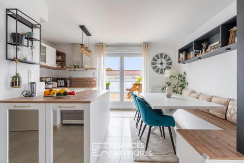 Appartement contemporain et sa terrasse suspendue aux Sorinières