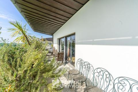 Appartement meublé de 98m2 à Carquefou avec superbe terrasse de 100 m²