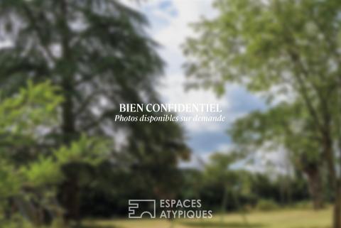 Maison familiale d&rsquo;exception avec piscine chauffée et grandes dépendances à Carquefou