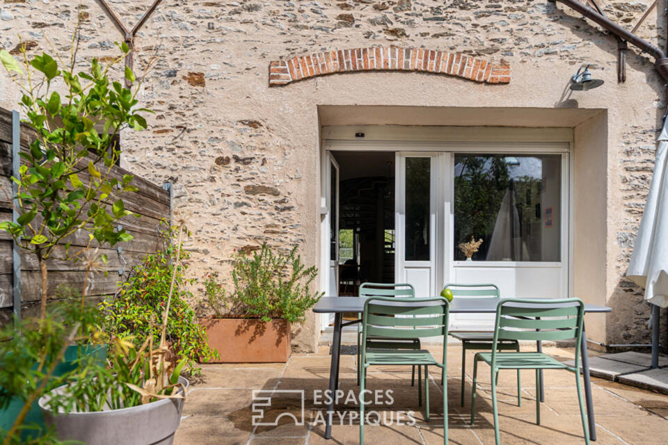 Maison familiale type loft cachée à deux pas du jardin des plantes