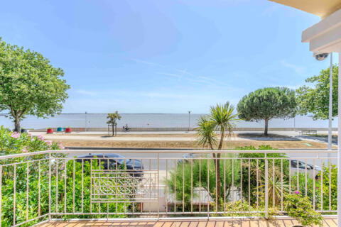 Villa contemporaine avec vue mer en plein centre de Saint-Nazaire