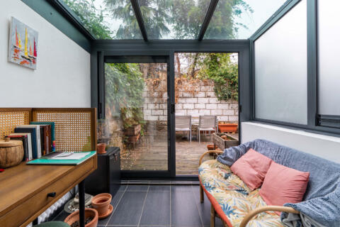 Appartement de charme sur trois niveaux avec terrasse