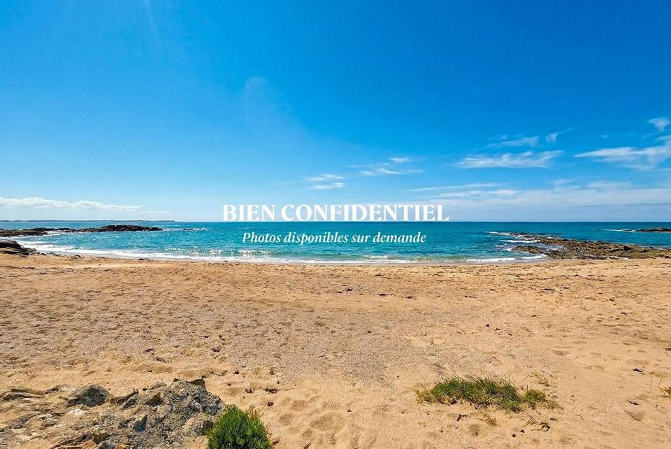 Villa d'architecte les pieds dans l'eau en Presqu'île Guérandaise