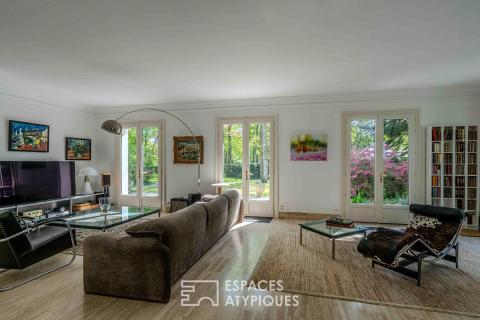 L’élégance d’une villa familiale dans un cadre naturel préservé