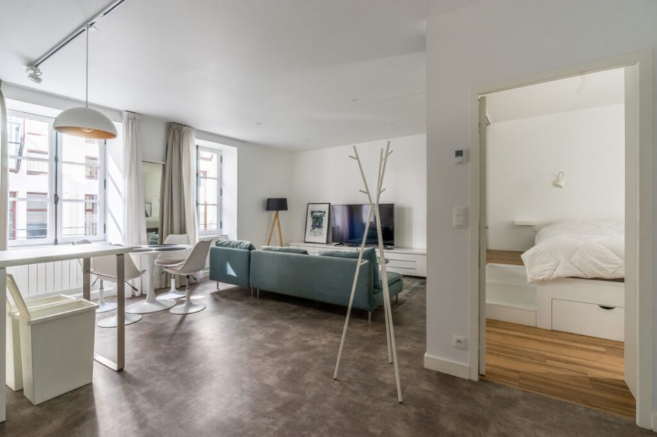44000 NANTES - Location appartement meublé et rénové dans le centre de Nantes - Réf. 857L