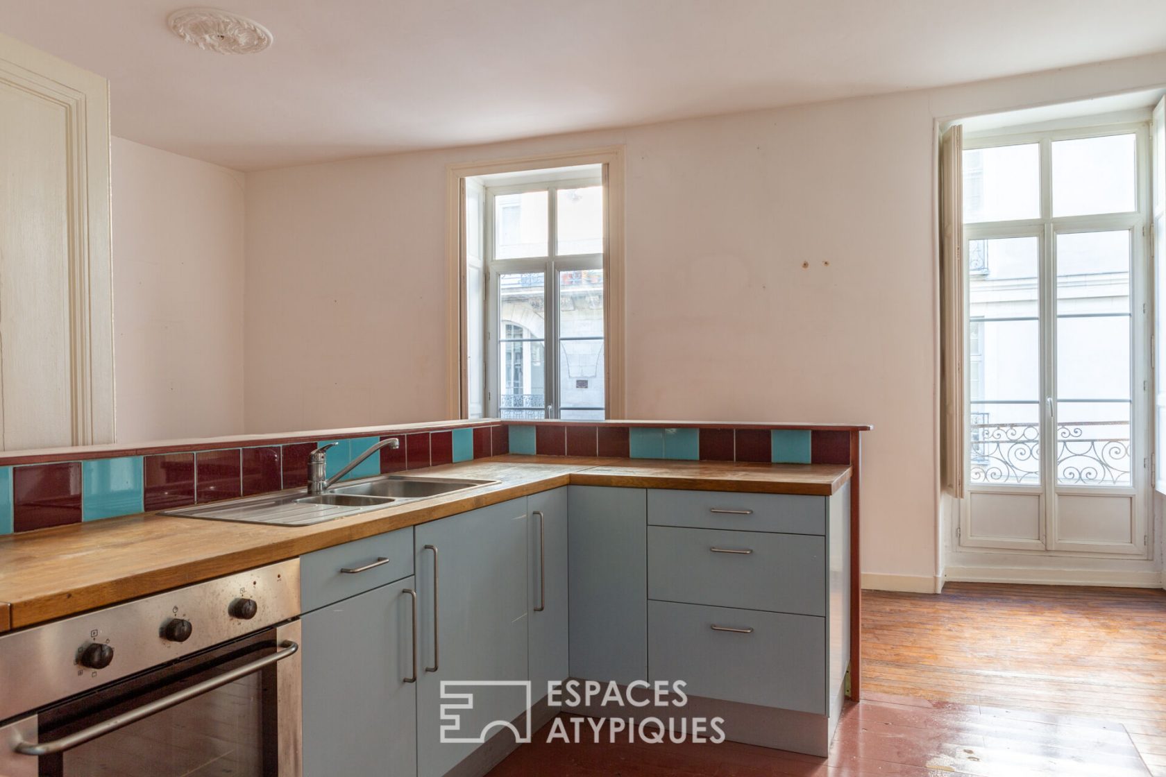 Appartement atypique de charme 77 m2