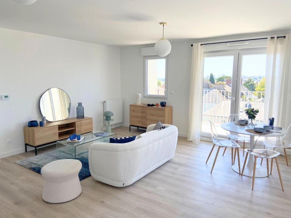 Salon C504