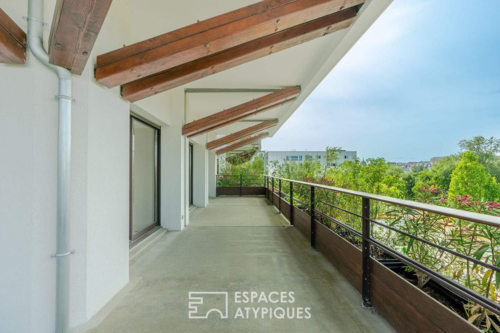 Appartement meublé de 45m2 avec terrasse vue Loire