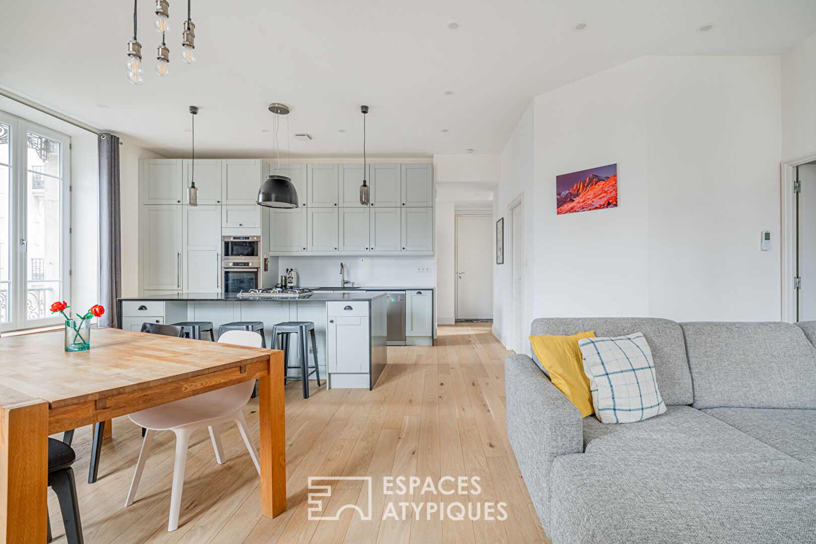 Très bel appartement rénové quartier Championnet
