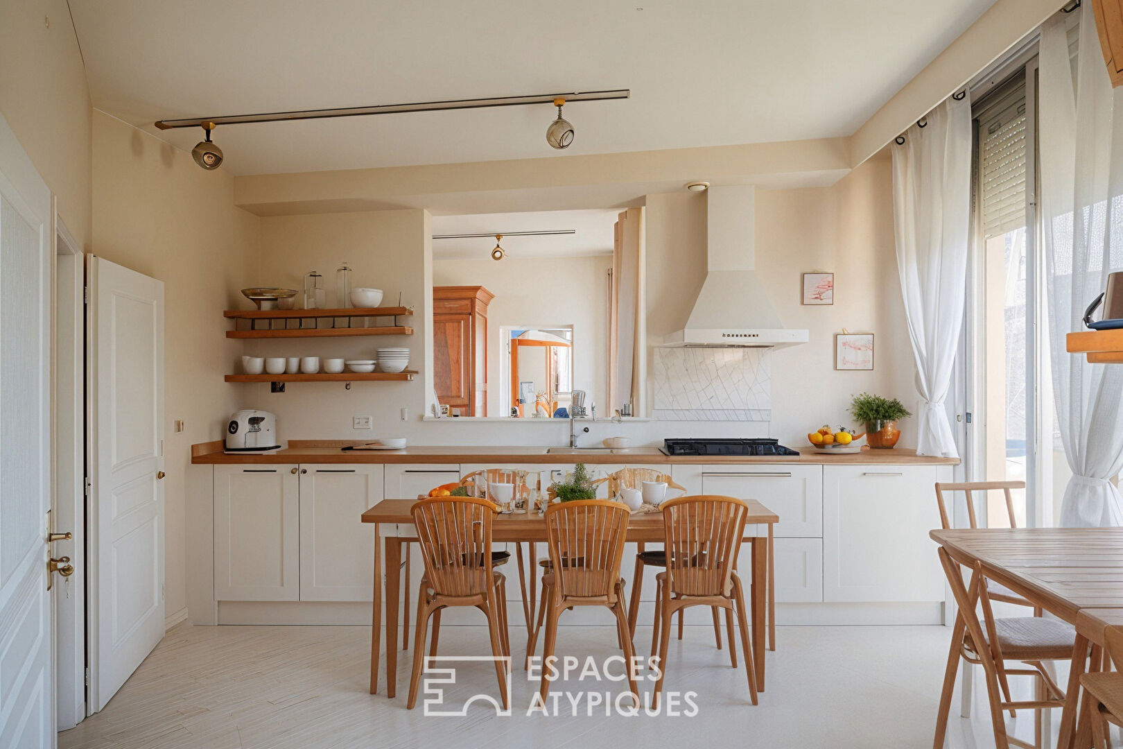 Villa moderniste dans la plaine de la Bièvre