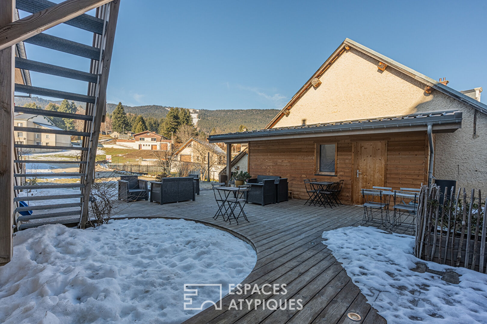 Authentique maison de village et son esprit montagne