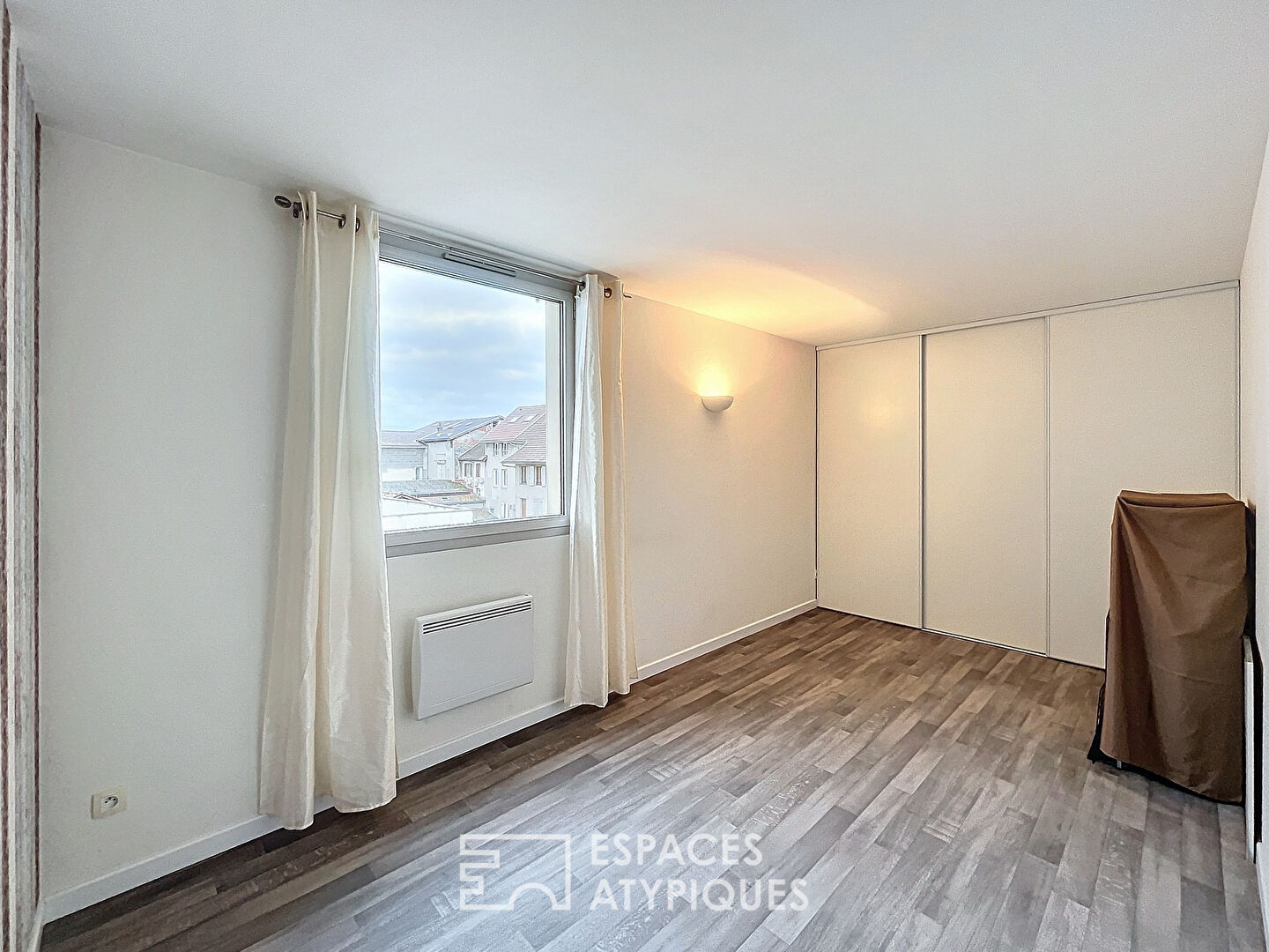 Séduisant appartement contemporain en centre bourg