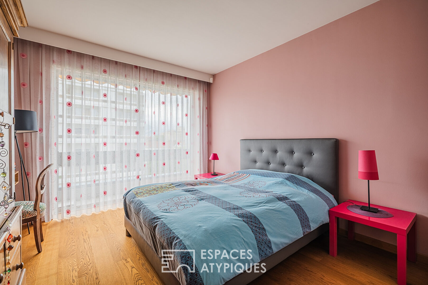 Duplex atypique en dernier étage avec terrasse et vue panoramique