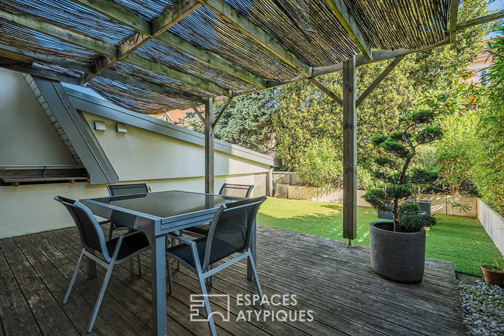 Appartement Loft avec terrasse proche du centre-ville