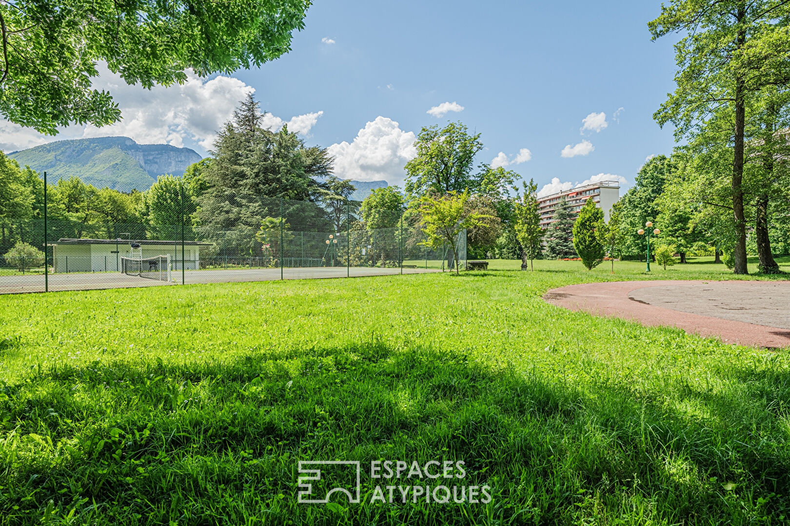 Appartement avec vue au sein du domaine de Rocheplaine