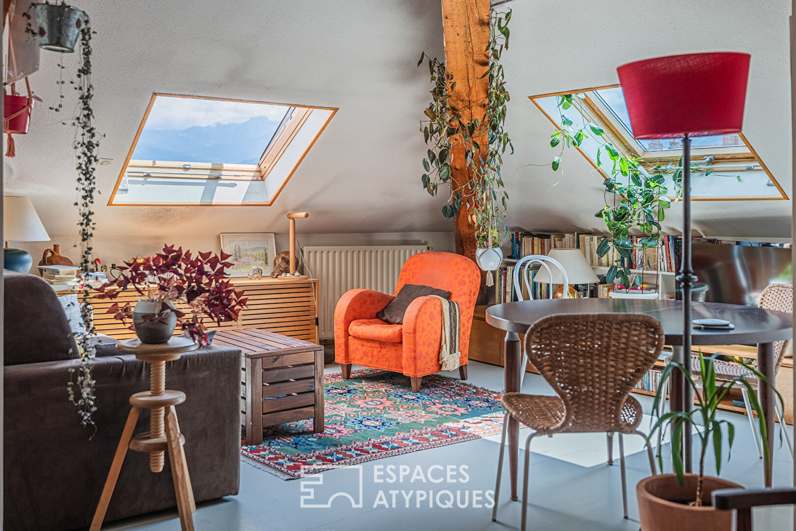 Appartement sous les toits comme un véritable cocon