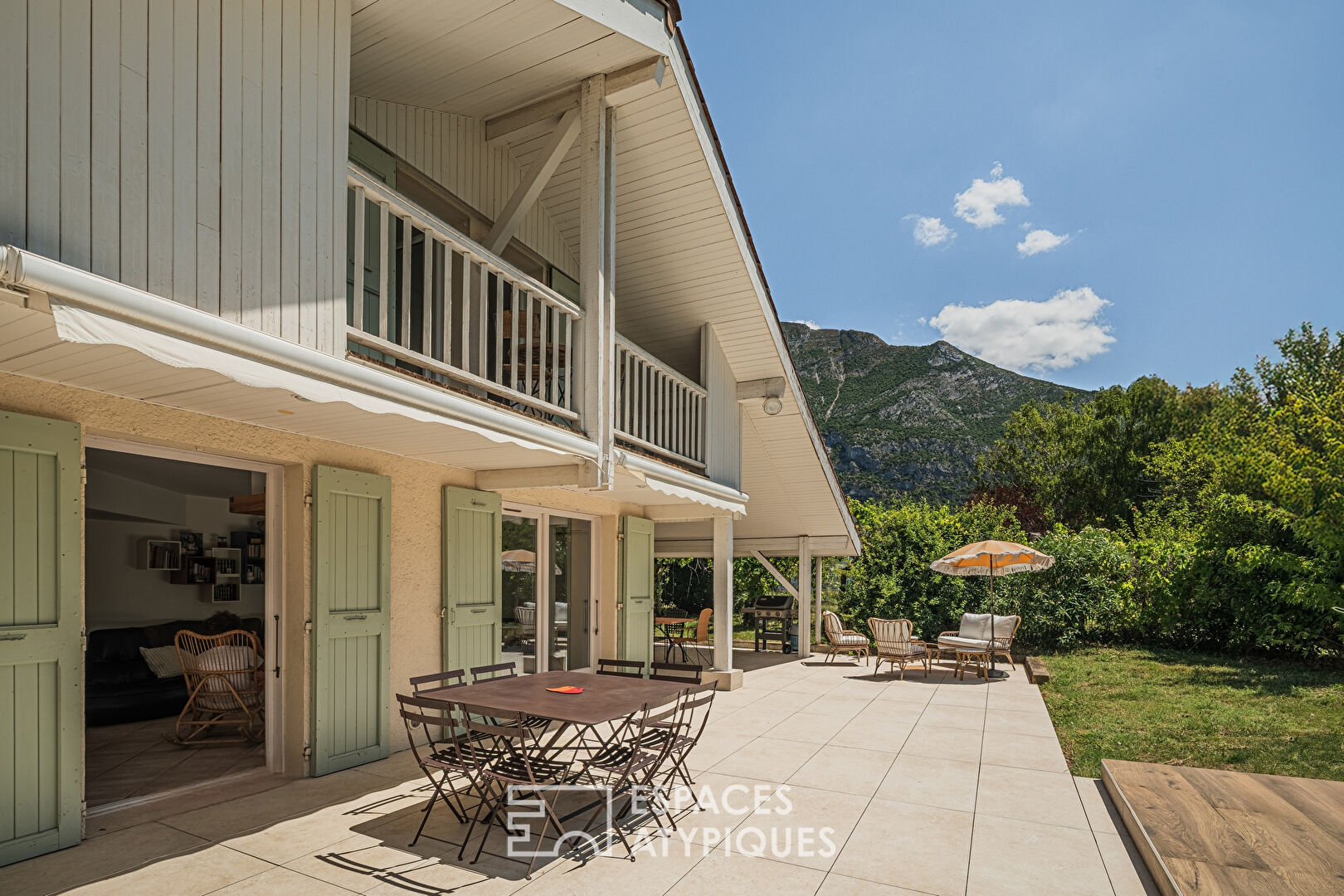 Maison à l’esprit landais avec piscine
