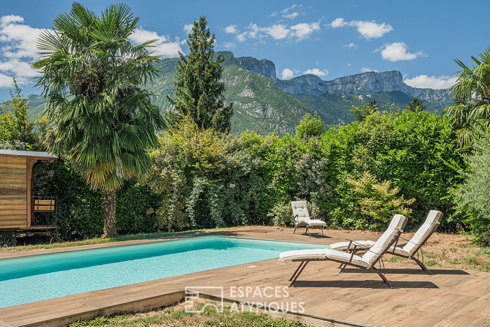 Maison à l’esprit landais avec piscine