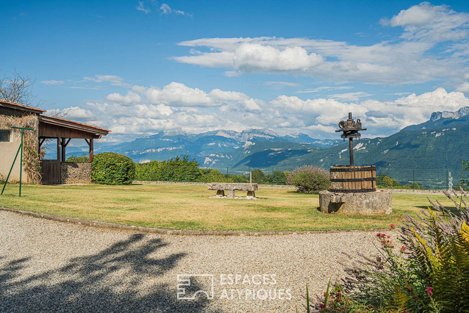 Character house with panoramic view of the mountains
