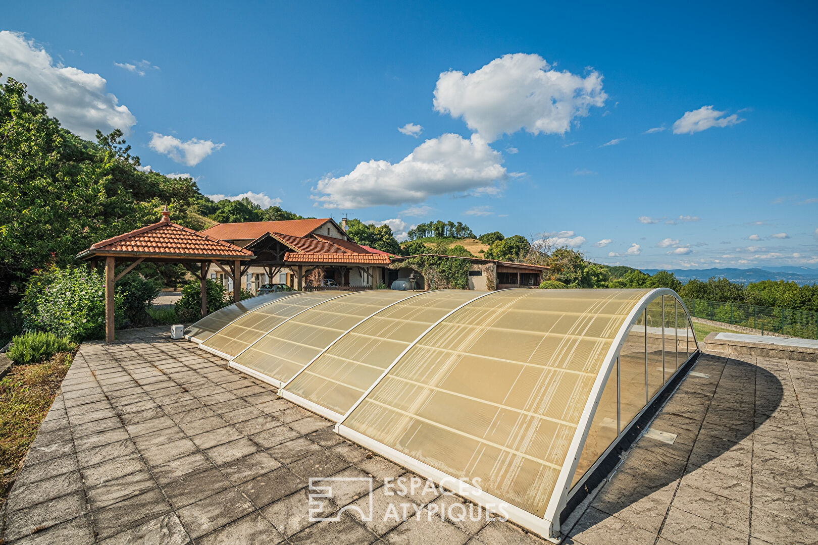 Character house with panoramic view of the mountains