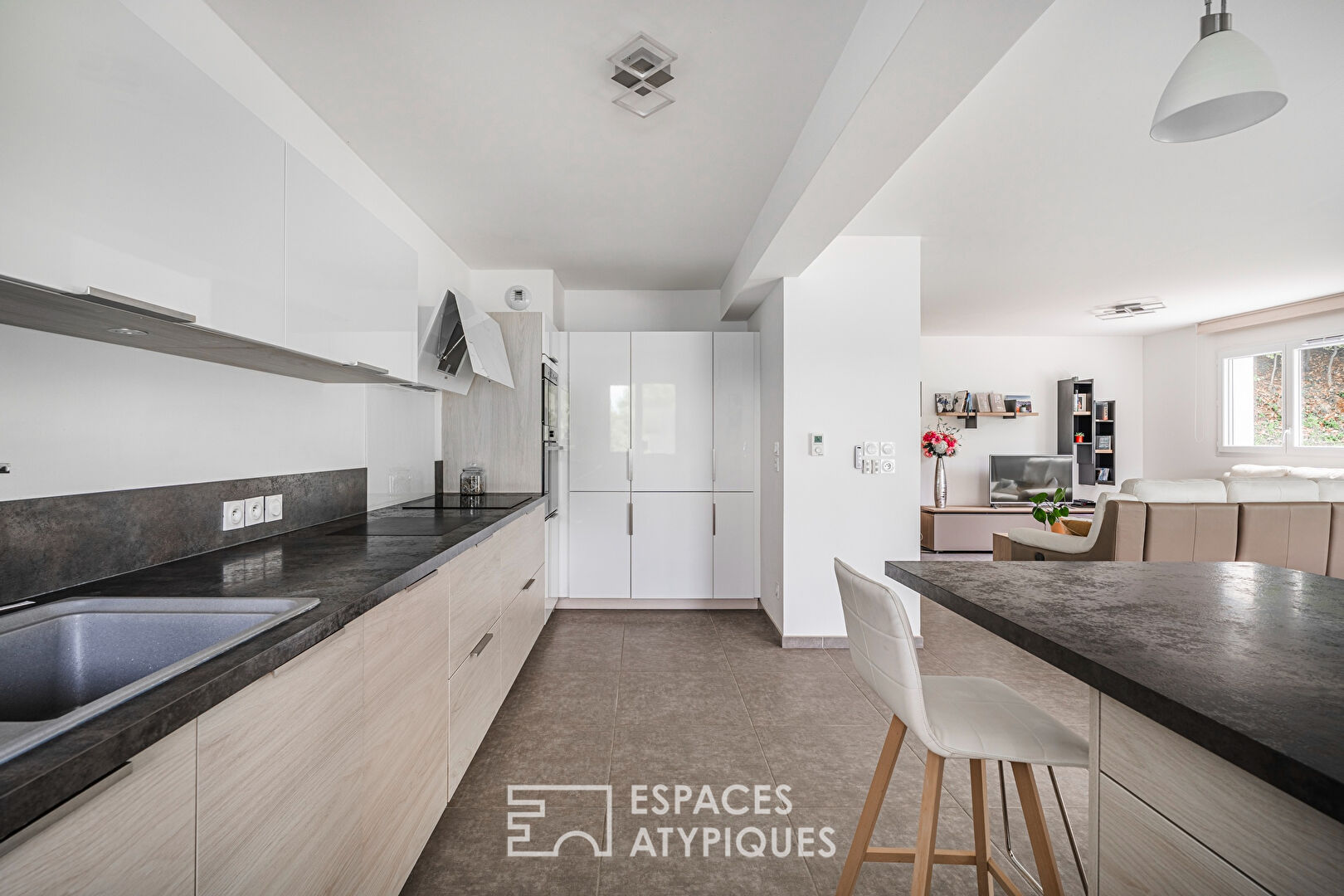 Luxury apartment in its green nest