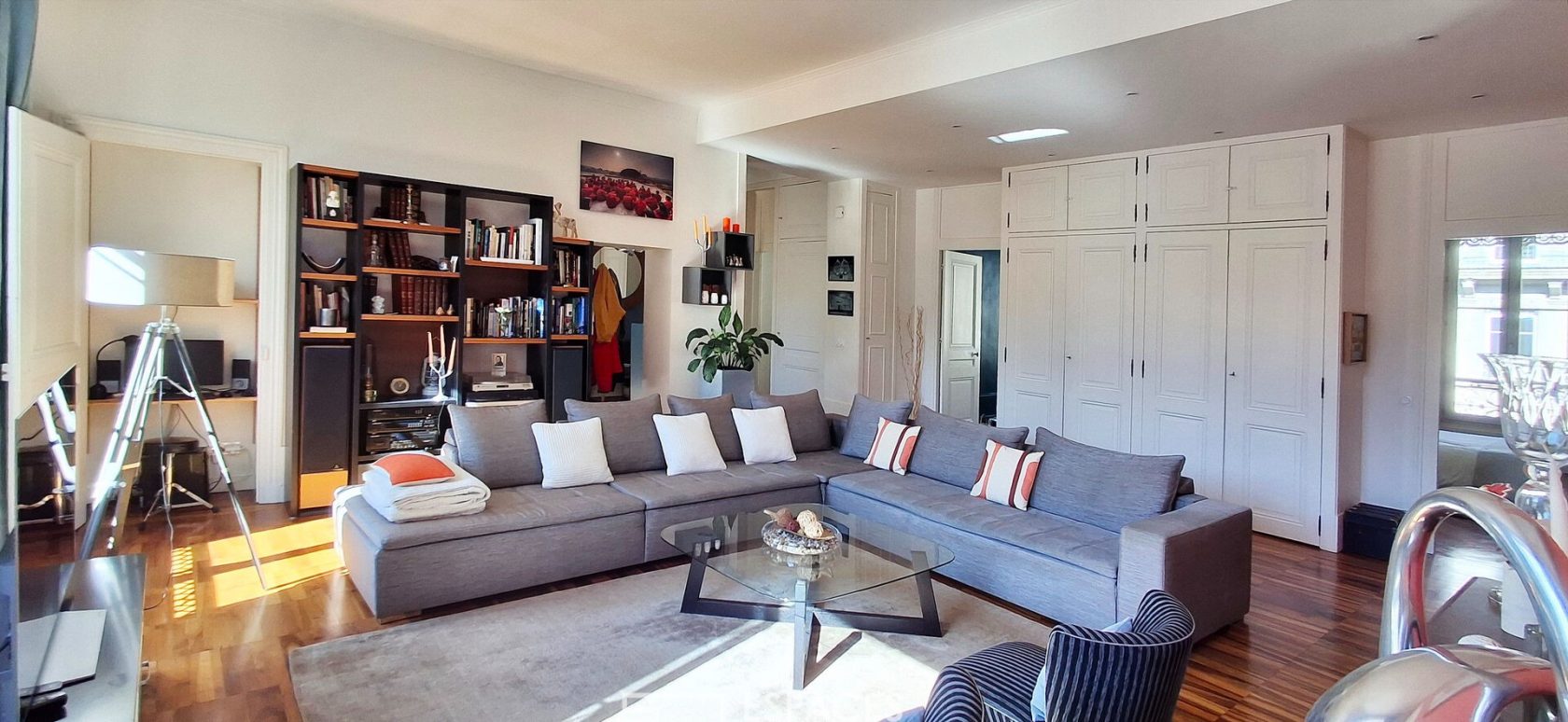 Appartement rénové par un architecte dans le quartier préfecture