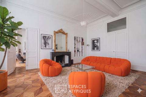 Apartment with exceptional dimensions in a listed building in the city center