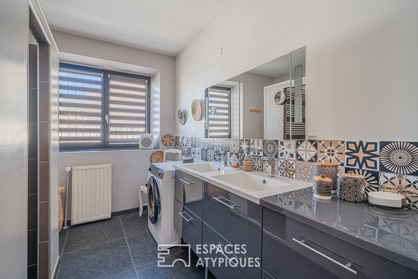Maison de ville et son atelier à réinterpréter