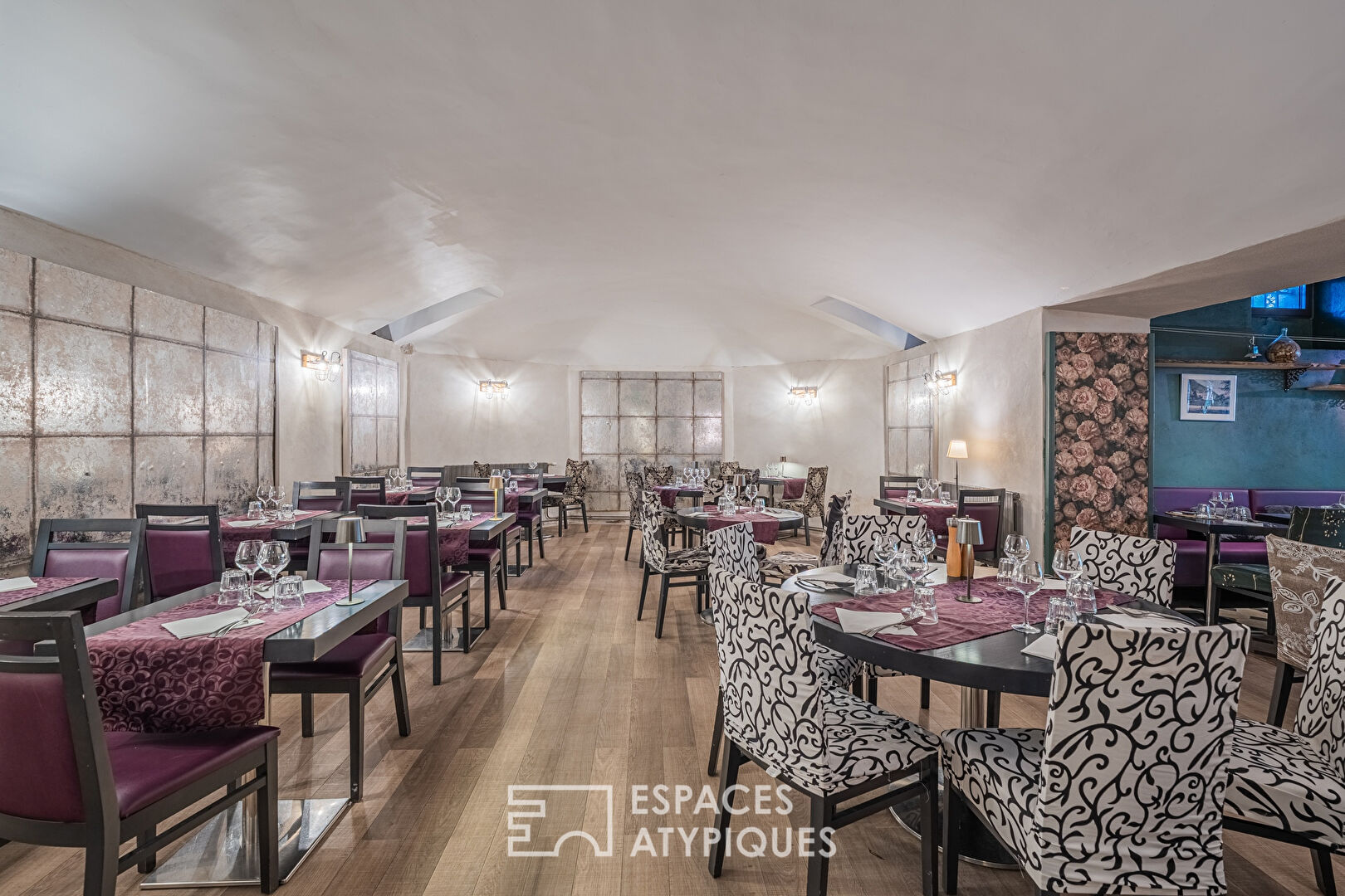 Elégance intemporelle avec restaurant et chambres d&rsquo;hôtes dans un manoir d&rsquo;exception