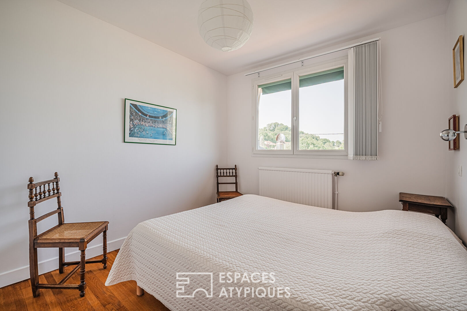 Villa avec piscine et vue sur les hauts de Brie et Angonnes