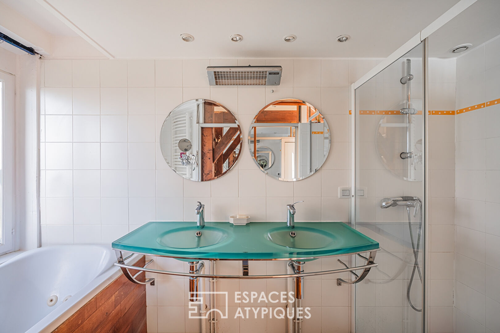 Maison bois moderniste et son atelier d&rsquo;artiste