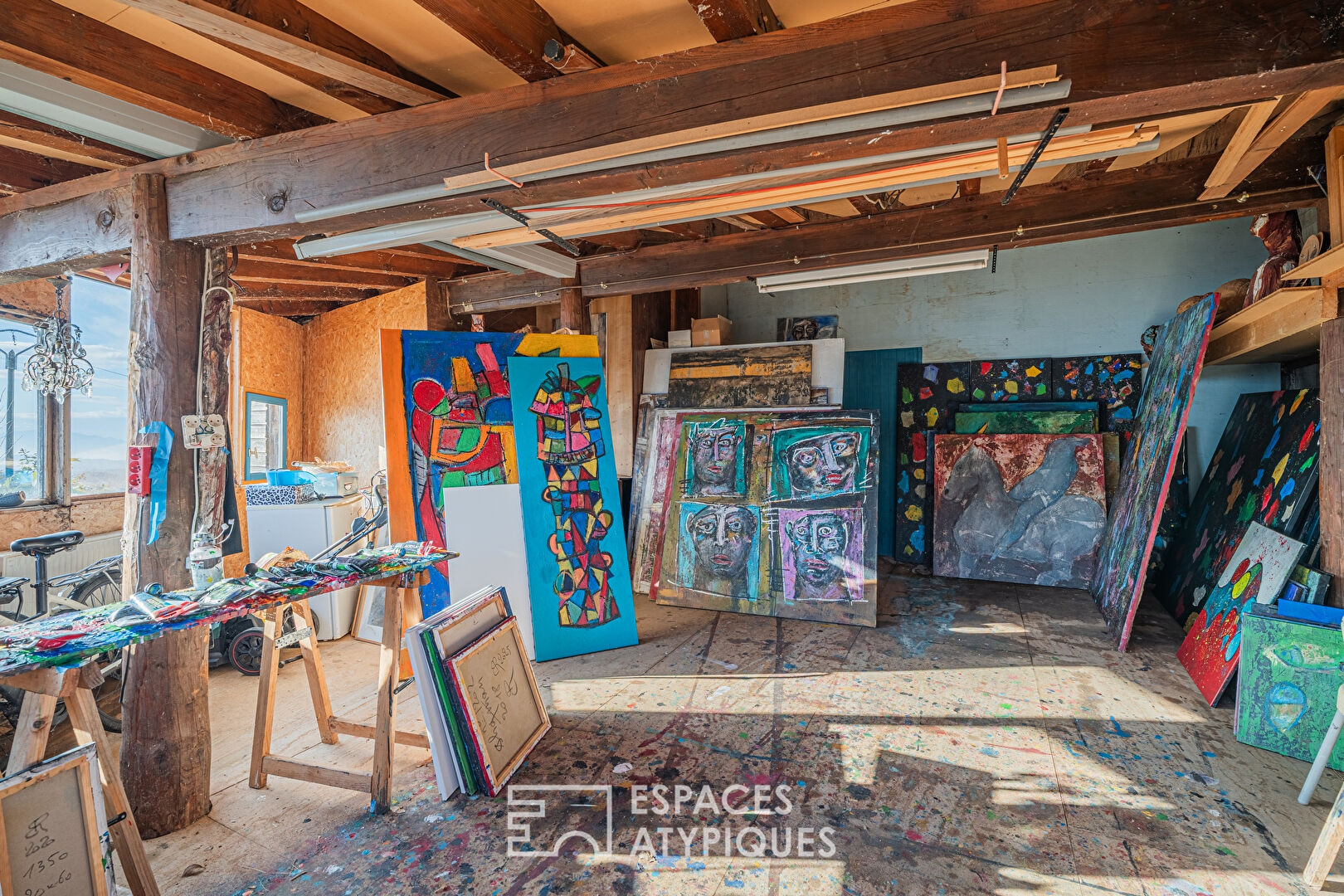 Maison bois moderniste et son atelier d&rsquo;artiste