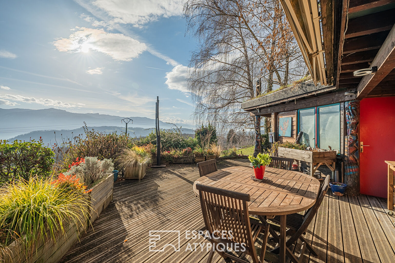 Maison bois moderniste et son atelier d&rsquo;artiste